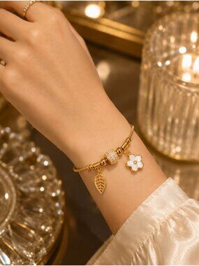 Gold Floral & Leaf Charm Bracelet